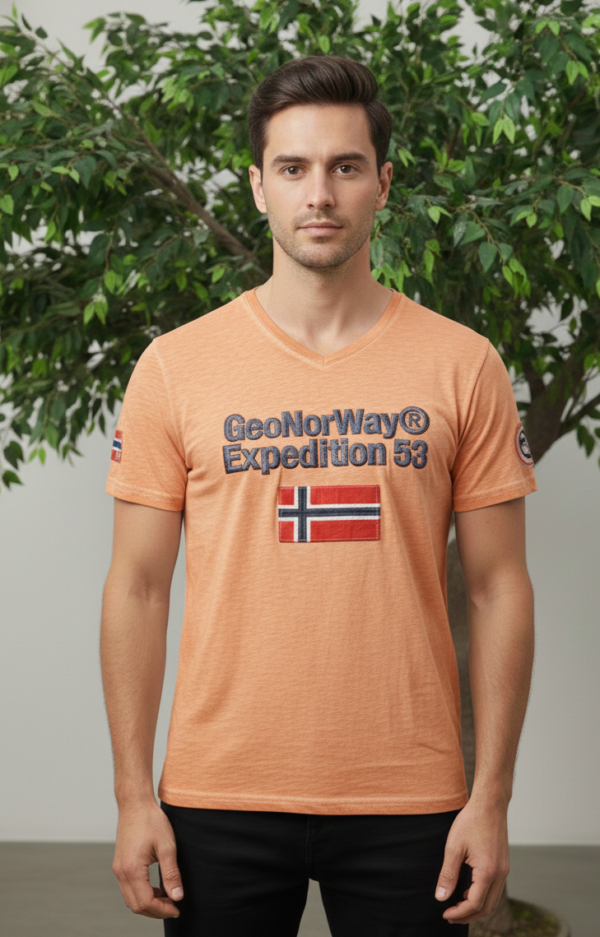 স্টাইলিশ এবং কমফোর্টেবল প্রিমিয়াম টি-শার্ট।